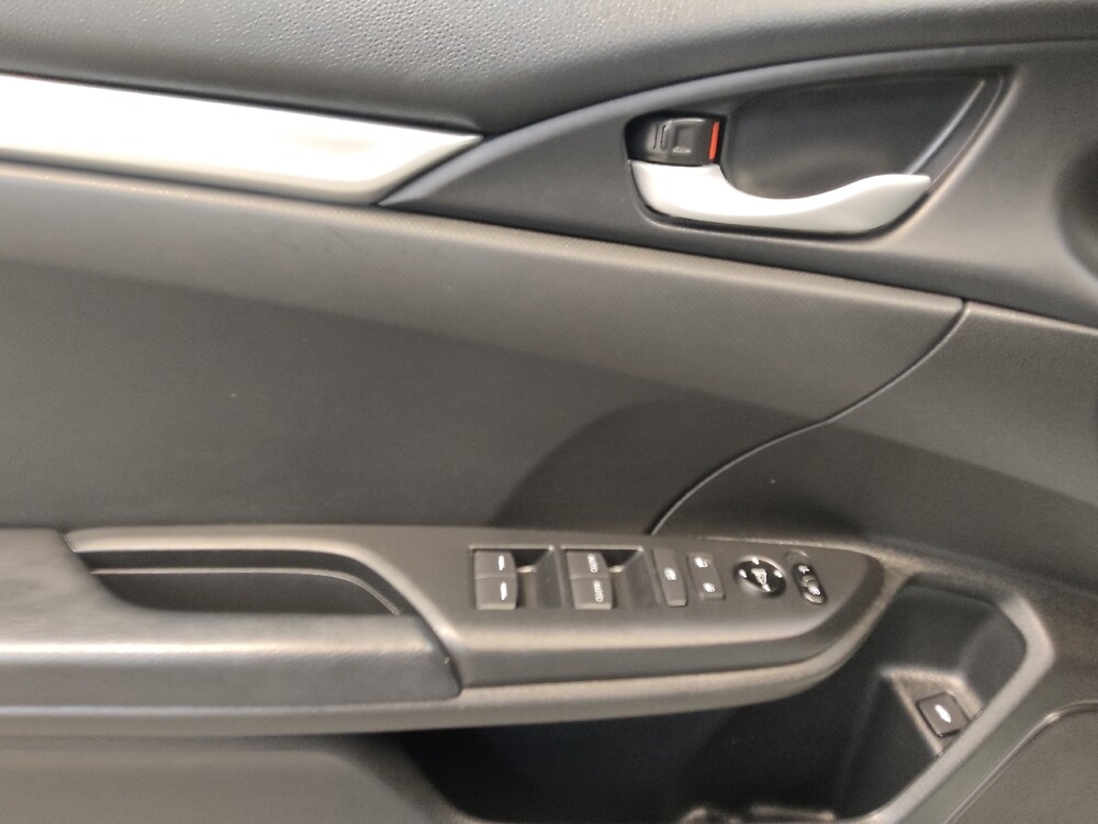 2019 Honda Civic in Fairfield, OH 45014 - 18119207 27