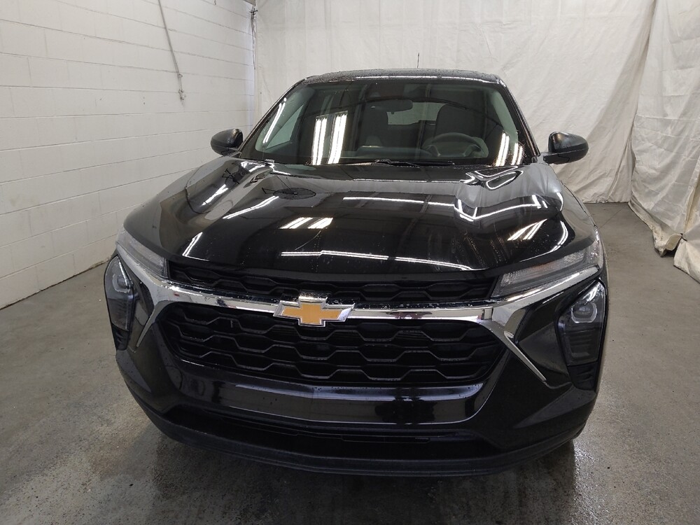2025 Chevrolet Trax in Fairfield, OH 45014 - 18119209 15