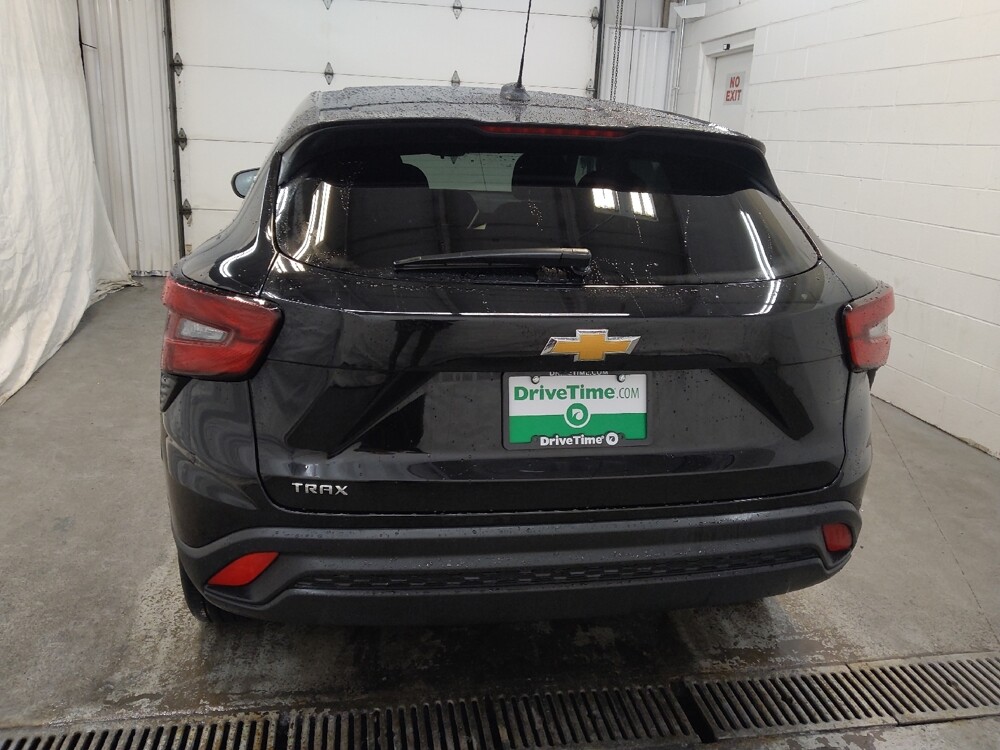 2025 Chevrolet Trax in Fairfield, OH 45014 - 18119209 6