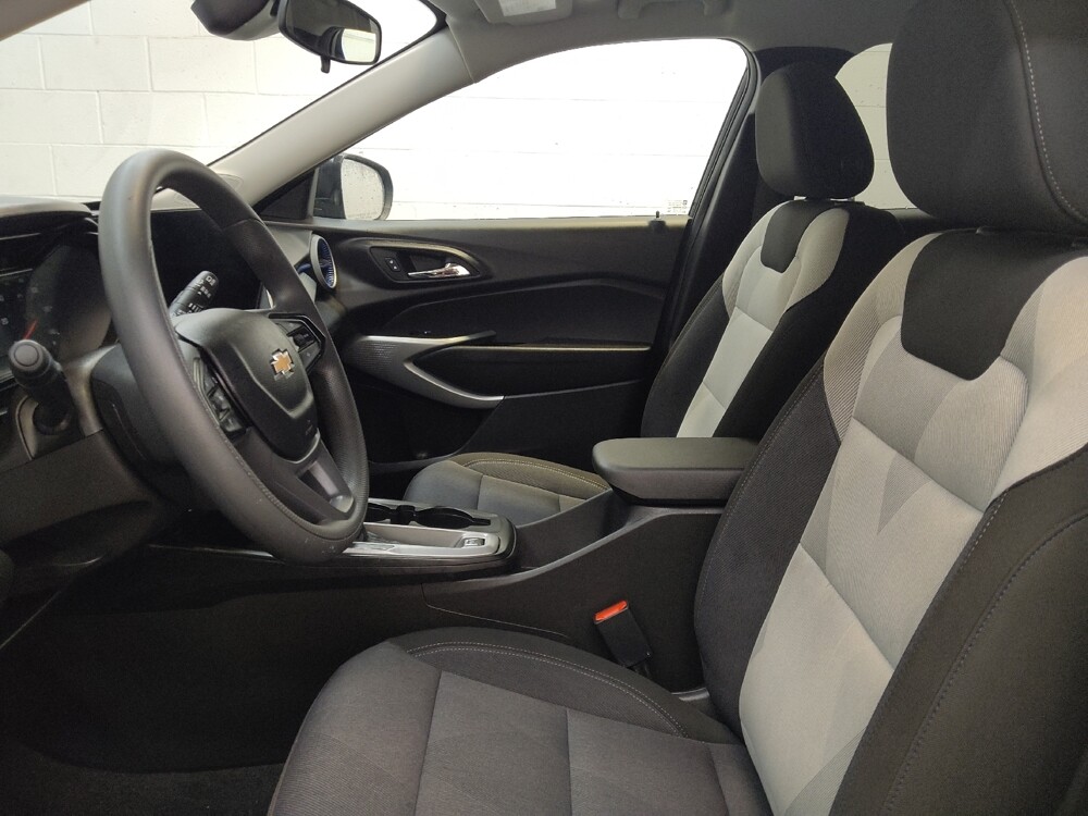 2025 Chevrolet Trax in Fairfield, OH 45014 - 18119209 17