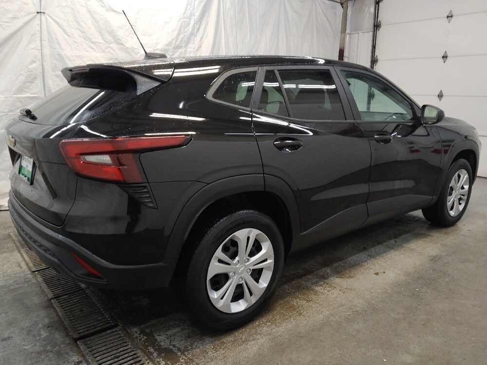 2025 Chevrolet Trax in Fairfield, OH 45014 - 18119209 10