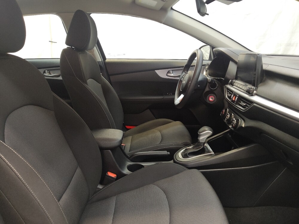 2024 Kia Forte in Fairfield, OH 45014 - 18119211 21