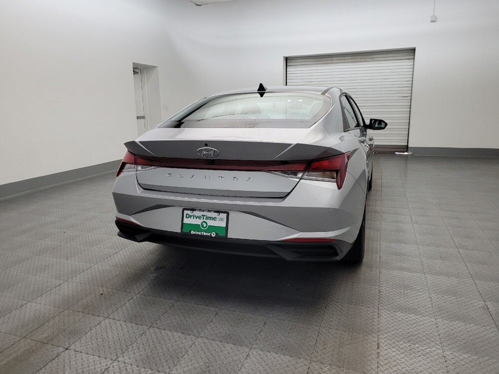 2022 Hyundai Elantra in Mesa, AZ 85210 - 18119228 7