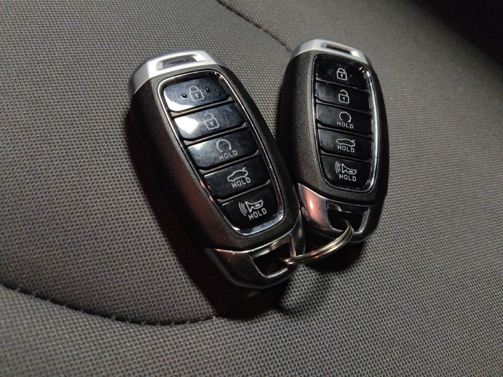 2022 Hyundai Elantra in Mesa, AZ 85210 - 18119228 32