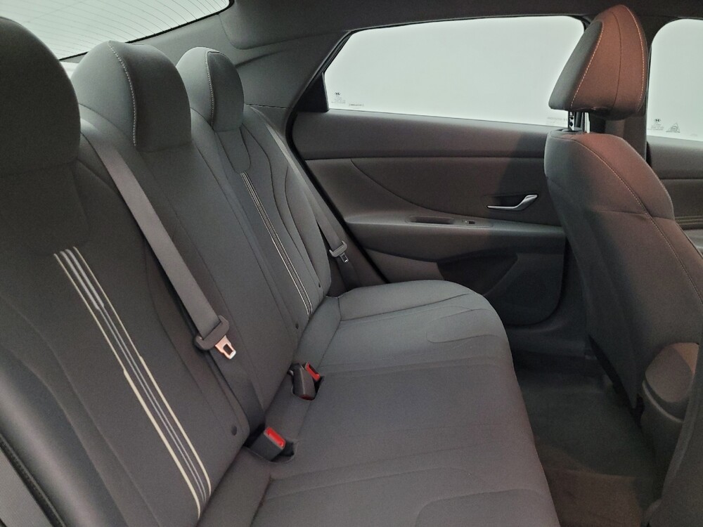 2022 Hyundai Elantra in Mesa, AZ 85210 - 18119228 19