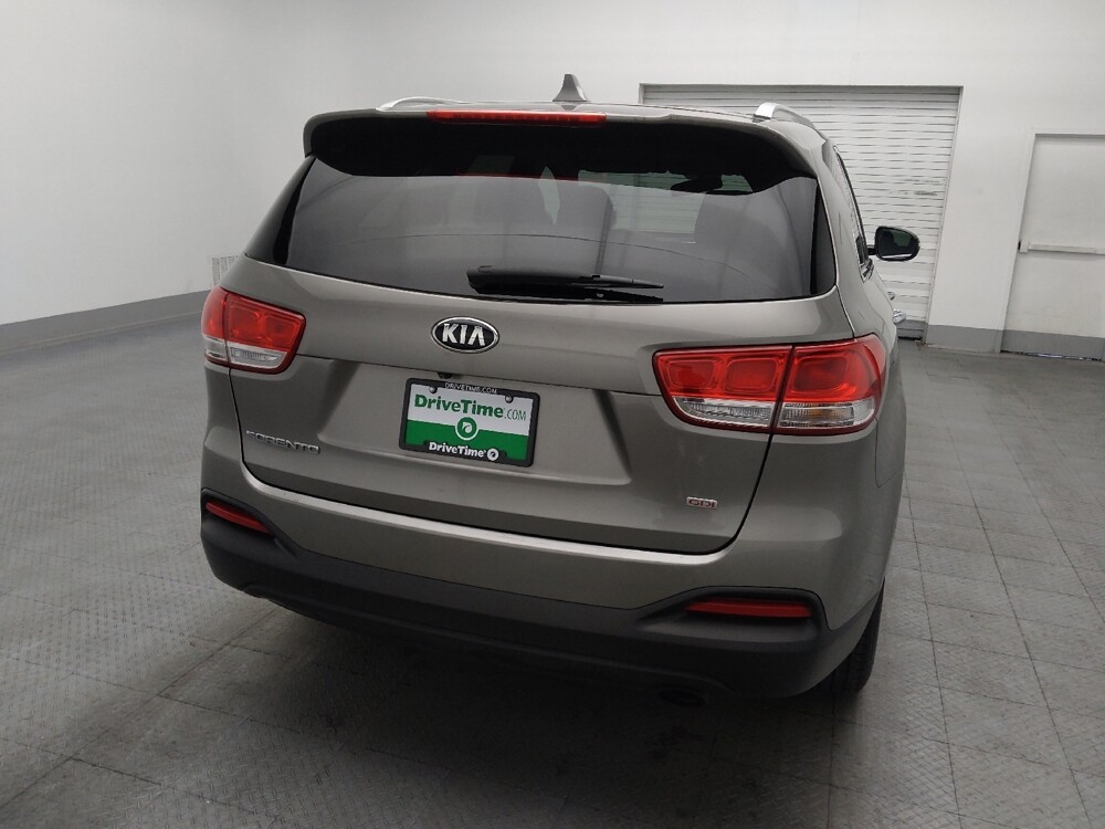 2018 Kia Sorento in Jacksonville, FL 32210 - 18119234 7