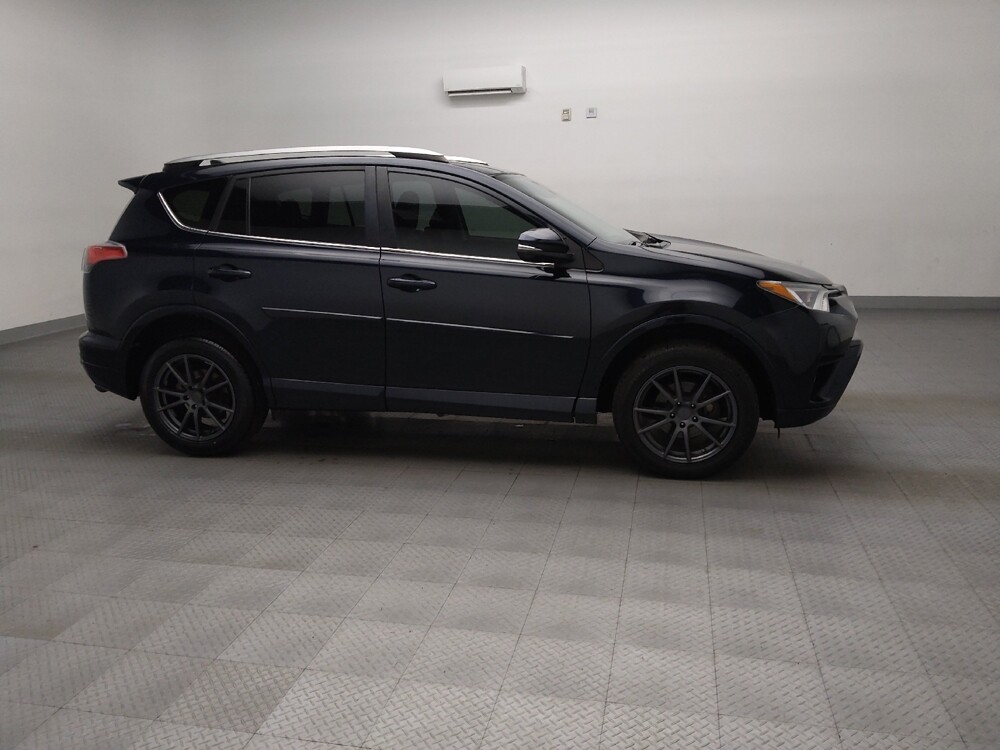2018 Toyota RAV4 in Fort Worth, TX 76116 - 18119235 11
