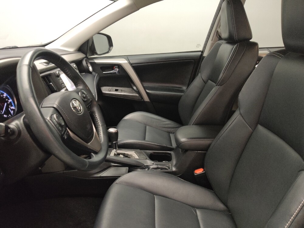 2018 Toyota RAV4 in Fort Worth, TX 76116 - 18119235 17