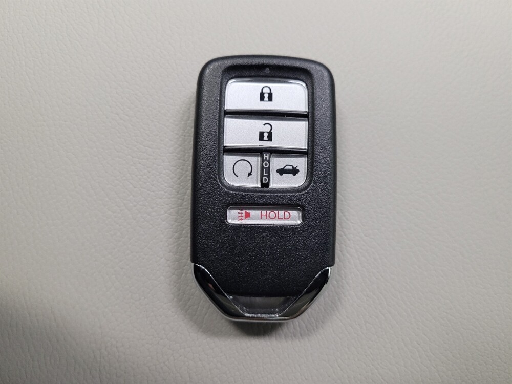 2018 Honda Accord in Las Vegas, NV 89102 - 18119239 32