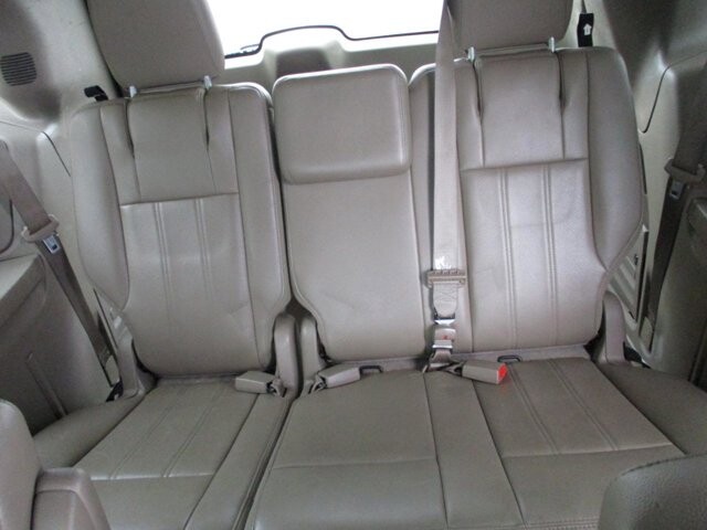 2013 Chrysler Town & Country in Oak Grove, MO 64075 - 18119241 11