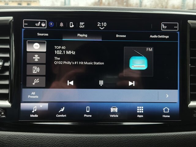 2024 Chrysler Pacifica in Cinnaminson, NJ 08077 - 18119244 19