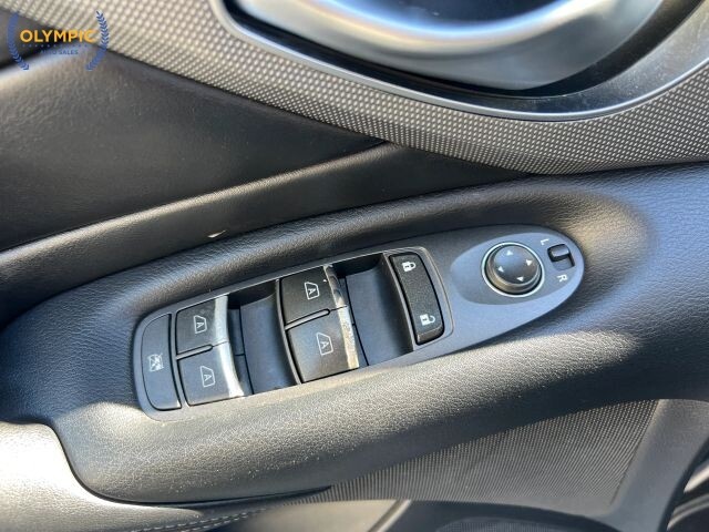 2014 INFINITI Q50 in Decatur, GA 30032 - 18119264 33