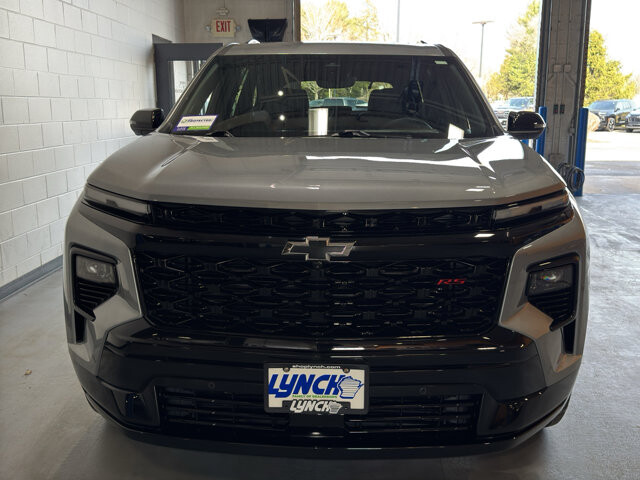 2025 Chevrolet Traverse in Burlington, WI 53105 - 18119272 8