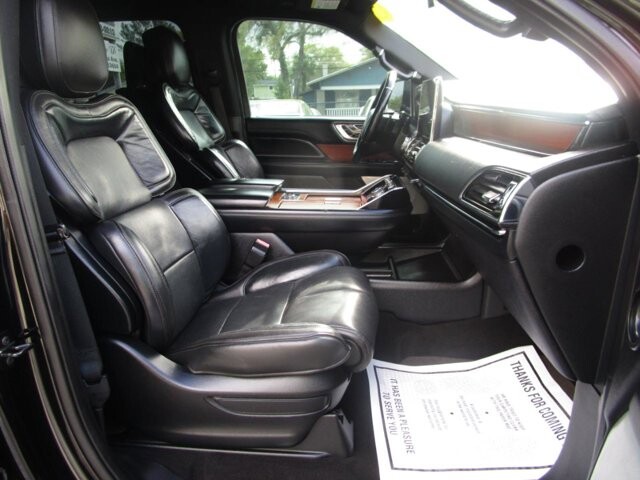 2018 Lincoln Navigator L in Tampa, FL 33604-6914 - 18119297 7