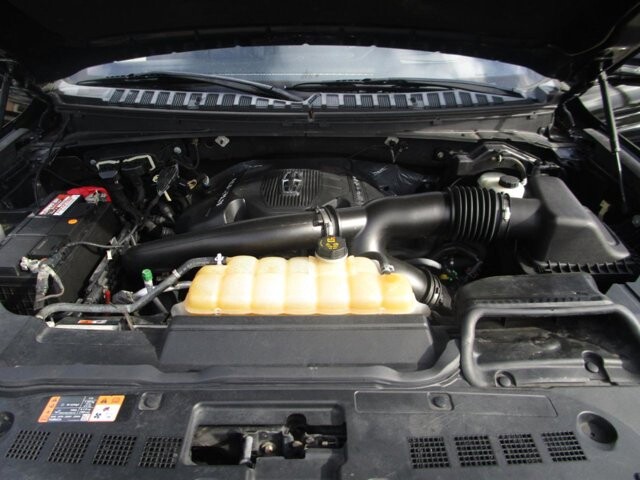 2018 Lincoln Navigator L in Tampa, FL 33604-6914 - 18119297 24