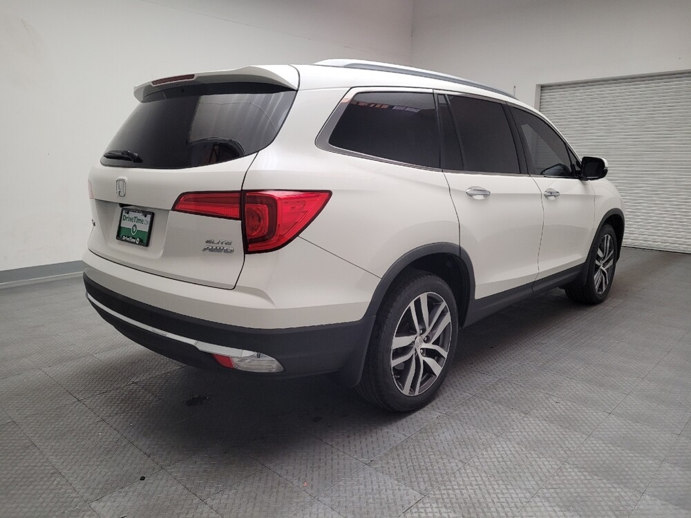 2018 Honda Pilot in Fresno, CA 93726 - 18119304 9