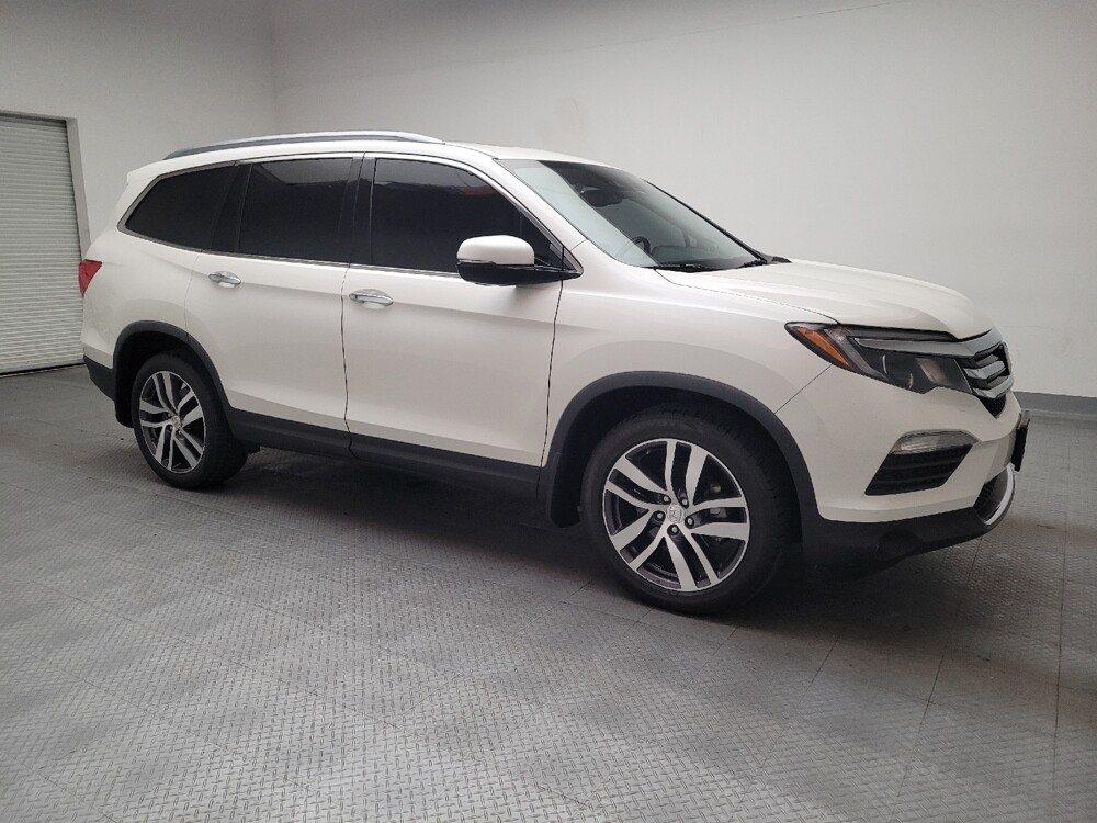 2018 Honda Pilot in Fresno, CA 93726 - 18119304 11