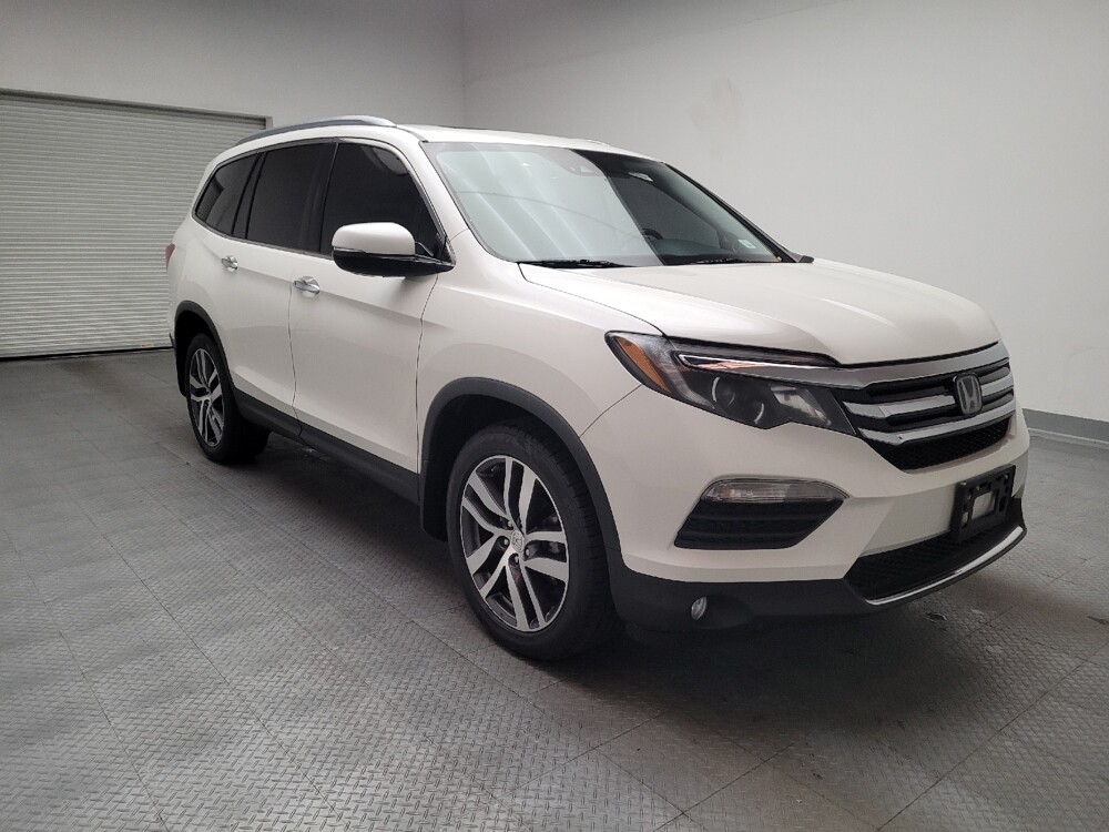 2018 Honda Pilot in Fresno, CA 93726 - 18119304 13