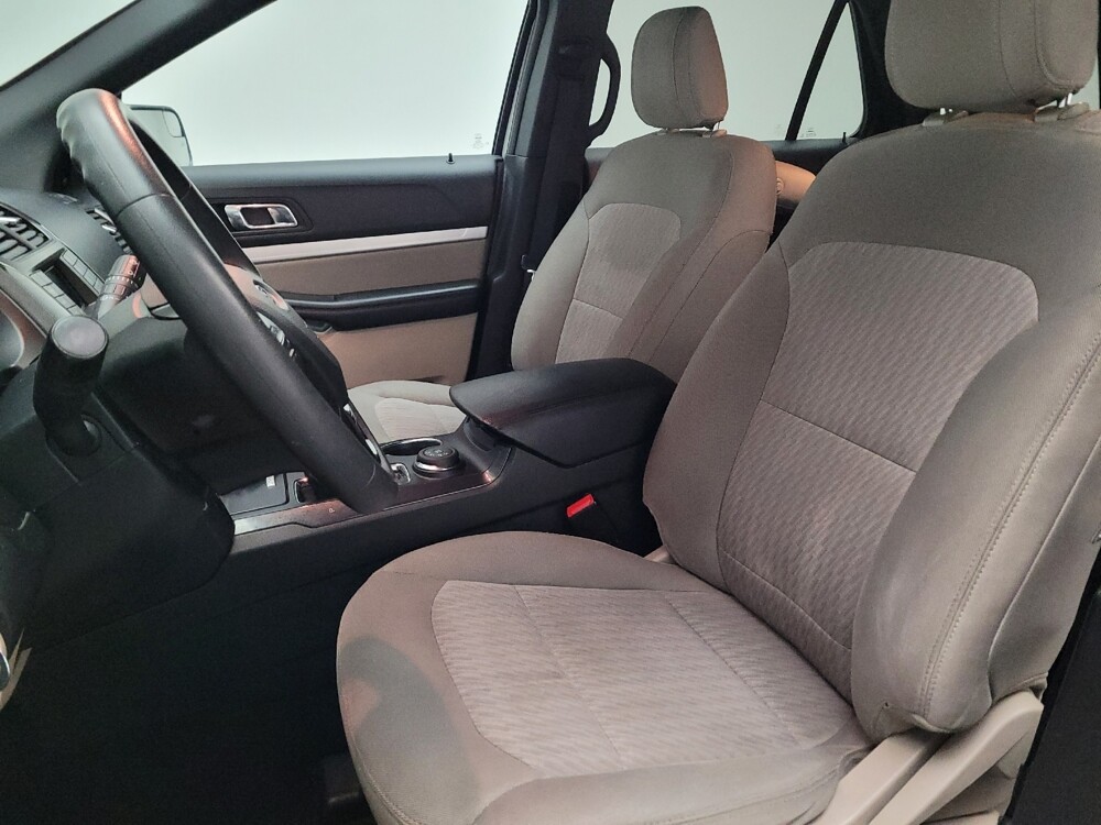 2018 Ford Explorer in Downey, CA 90241 - 18119309 17