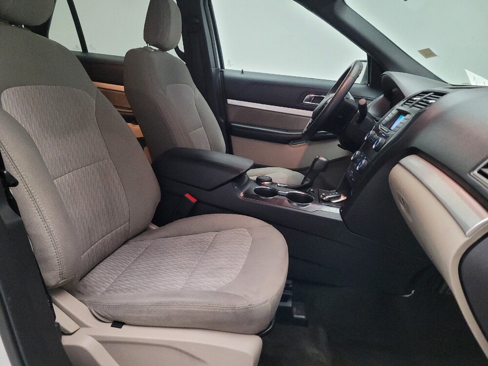 2018 Ford Explorer in Downey, CA 90241 - 18119309 21