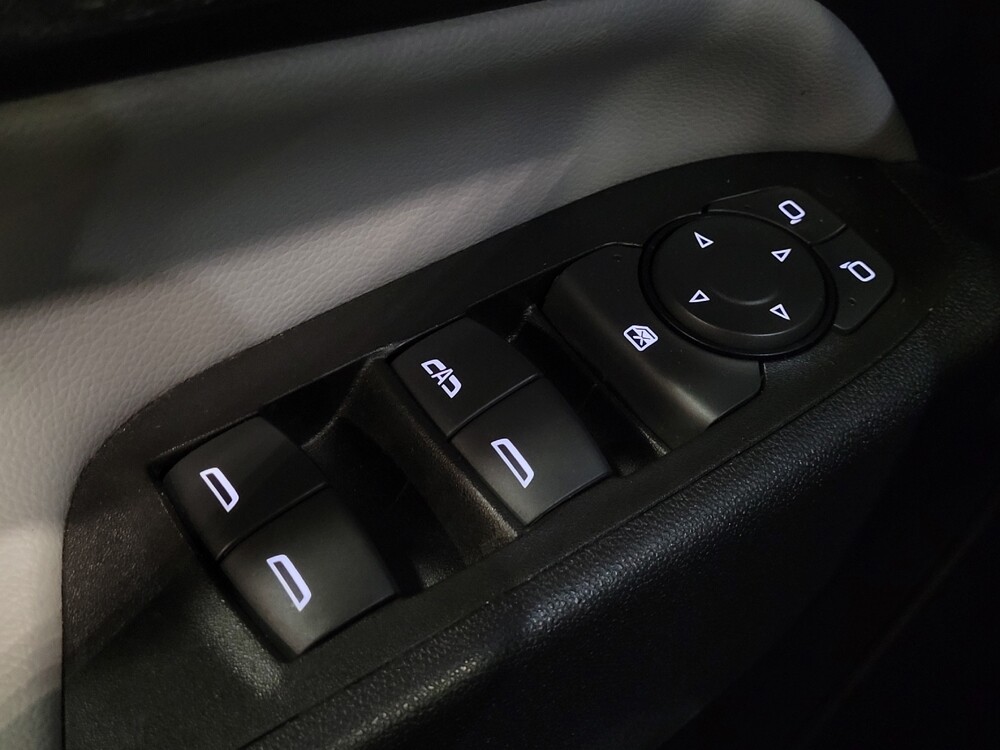 2023 Chevrolet Equinox in Owings Mills, MD 21117 - 18119318 27