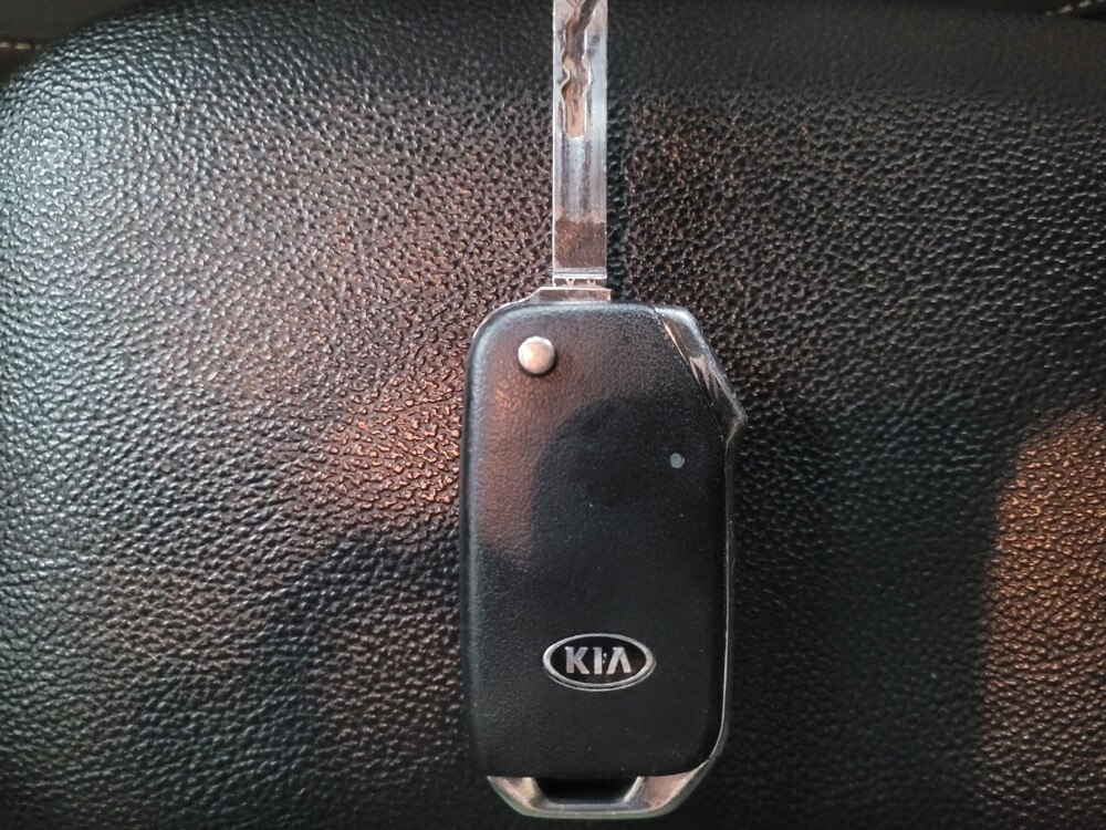 2019 Kia Forte in Stone Mountain, GA 30083 - 18119329 32