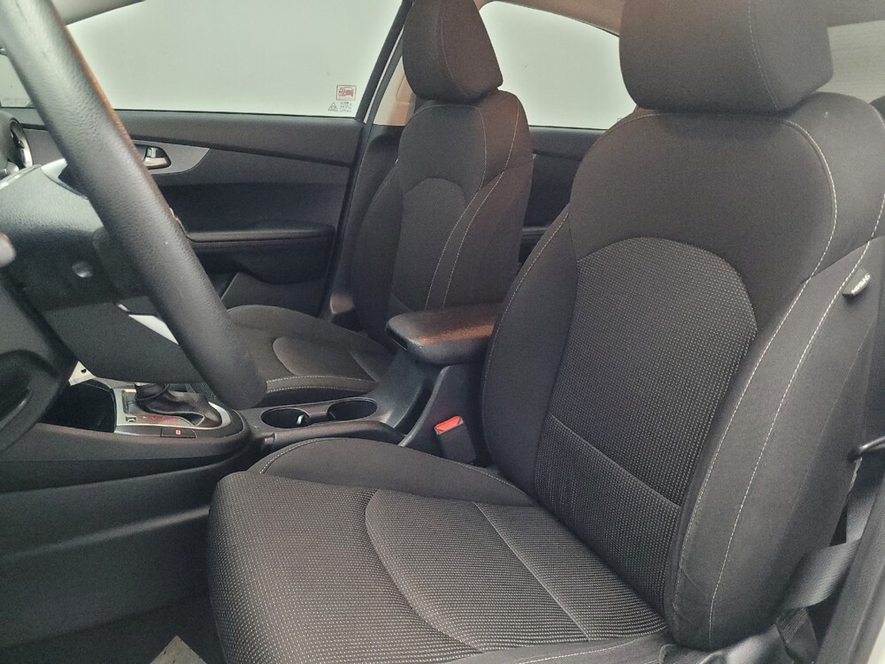 2019 Kia Forte in Stone Mountain, GA 30083 - 18119329 17