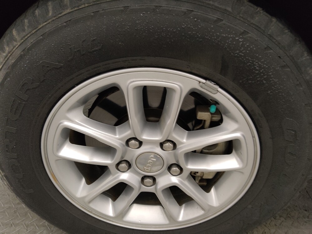 2018 Jeep Grand Cherokee in Duluth, GA 30096 - 18119331 31