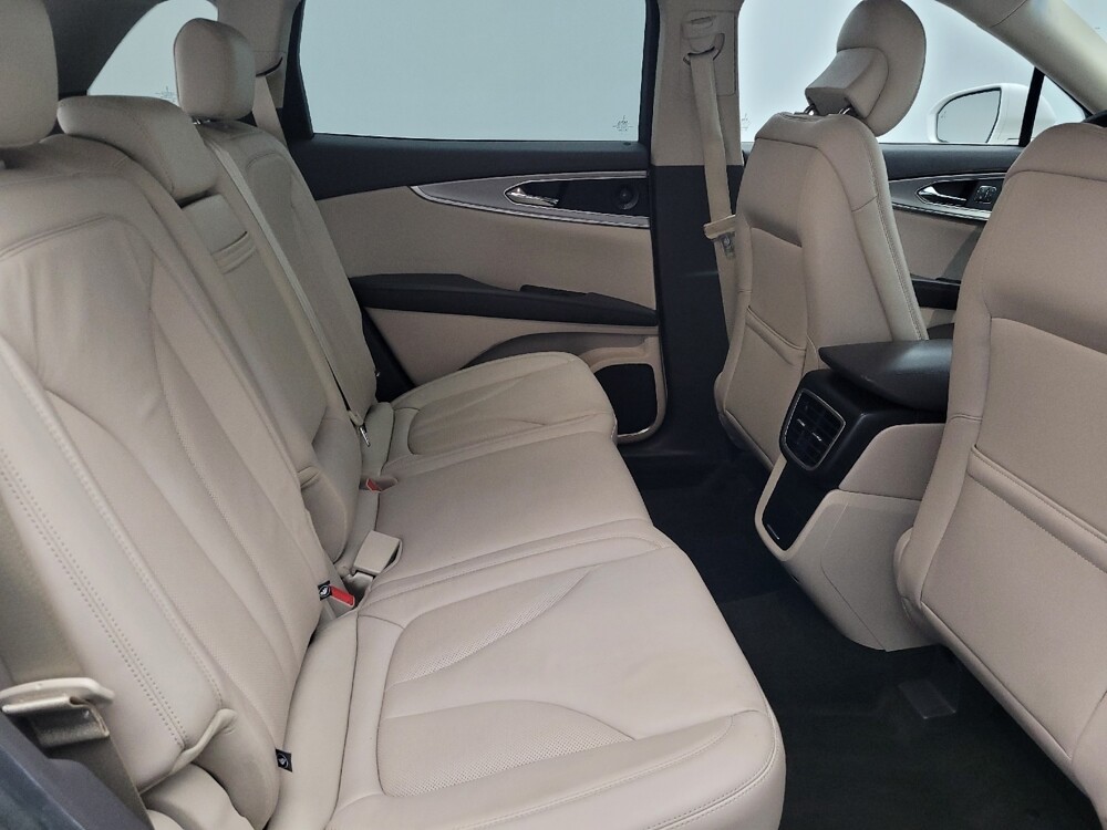 2019 Lincoln Nautilus in West Palm Beach, FL 33409 - 18119340 19