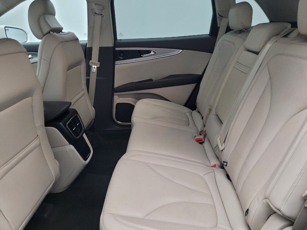2019 Lincoln Nautilus in West Palm Beach, FL 33409 - 18119340 18