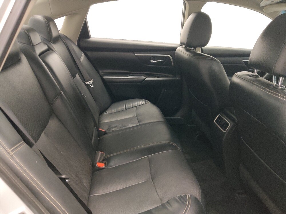 2018 Nissan Altima in Round Rock, TX 78664 - 18119345 19