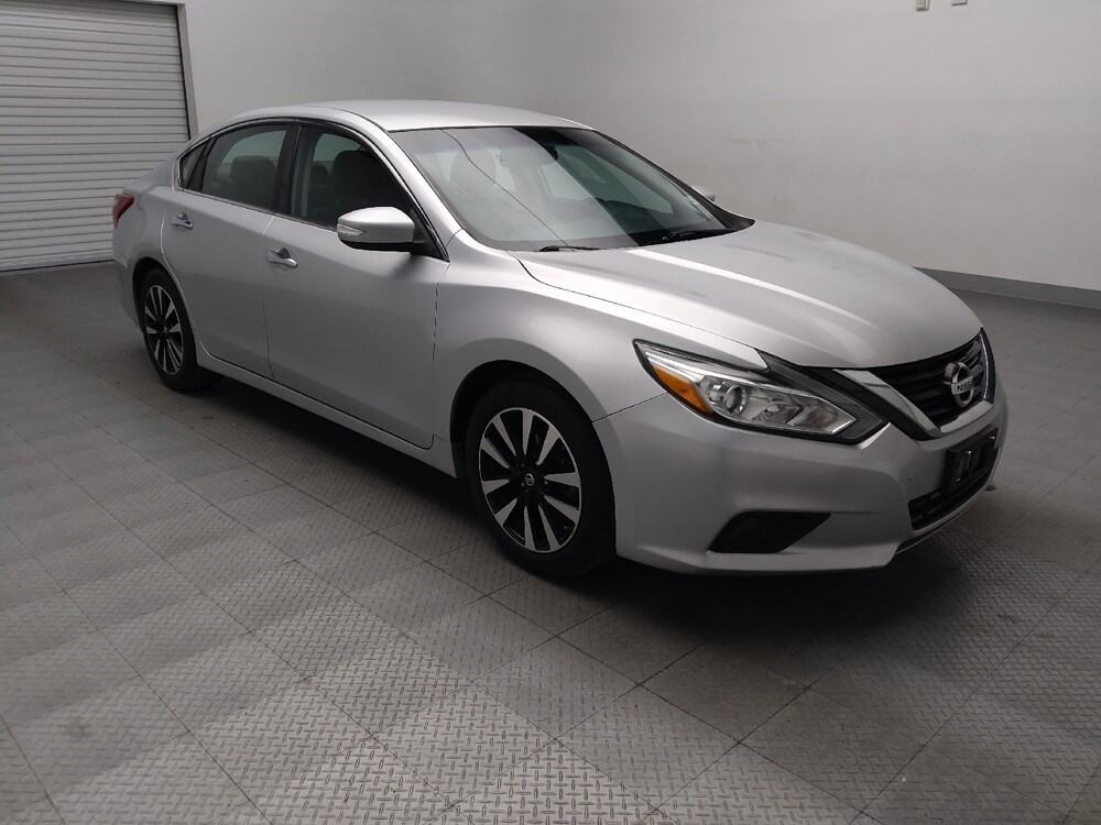2018 Nissan Altima in Round Rock, TX 78664 - 18119345 13