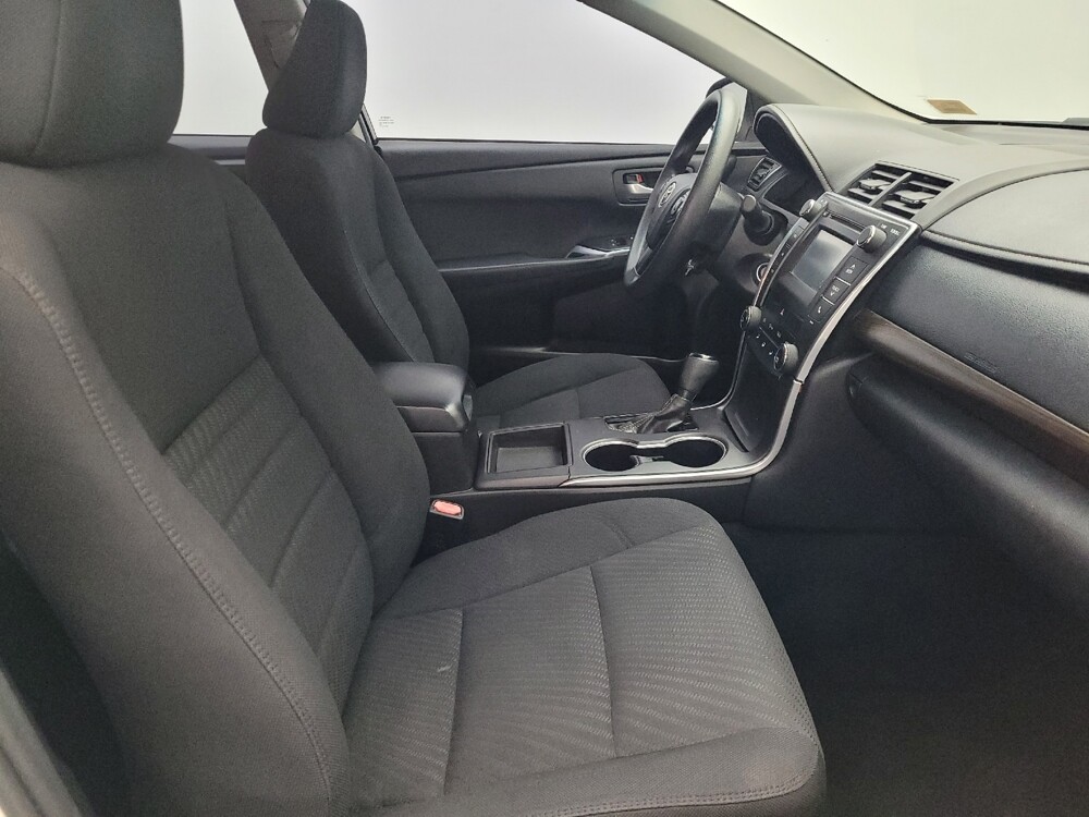 2015 Toyota Camry in Marietta, GA 30062 - 18119347 21