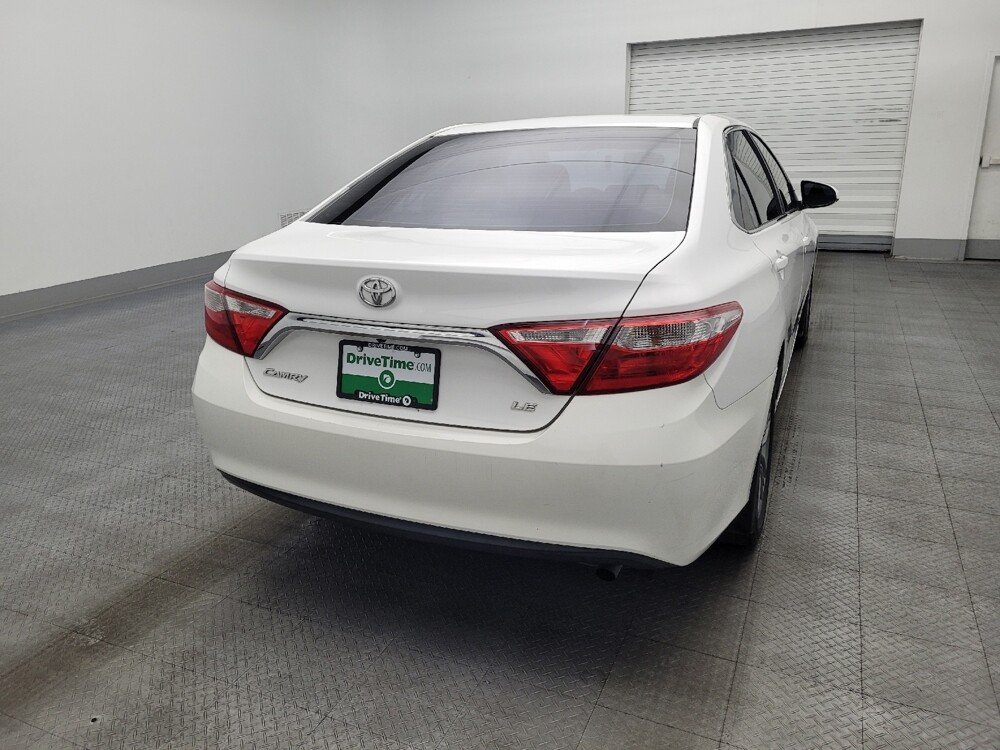 2015 Toyota Camry in Marietta, GA 30062 - 18119347 7