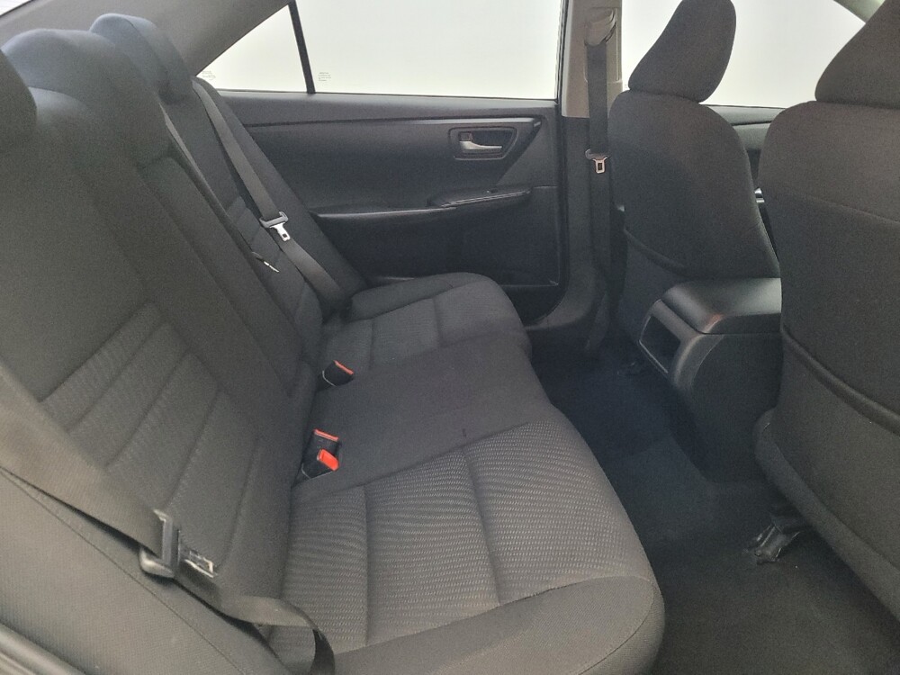 2015 Toyota Camry in Marietta, GA 30062 - 18119347 19