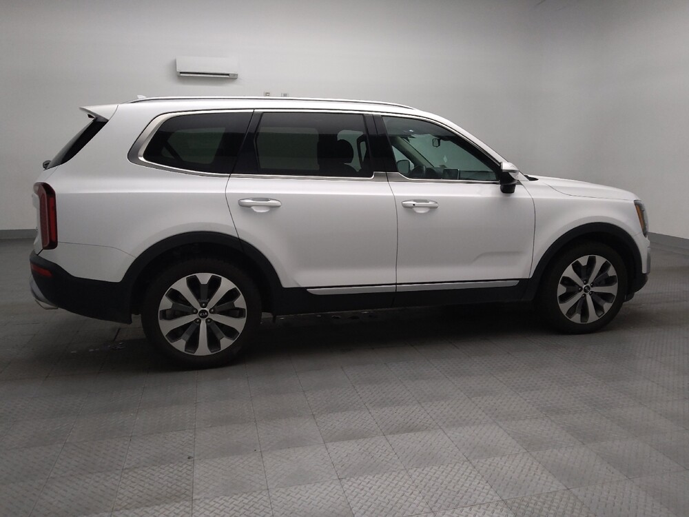 2020 Kia Telluride in Oklahoma City, OK 73139 - 18119348 10