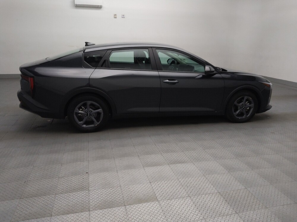 2025 Kia K4 in Fort Worth, TX 76116 - 18119357 10
