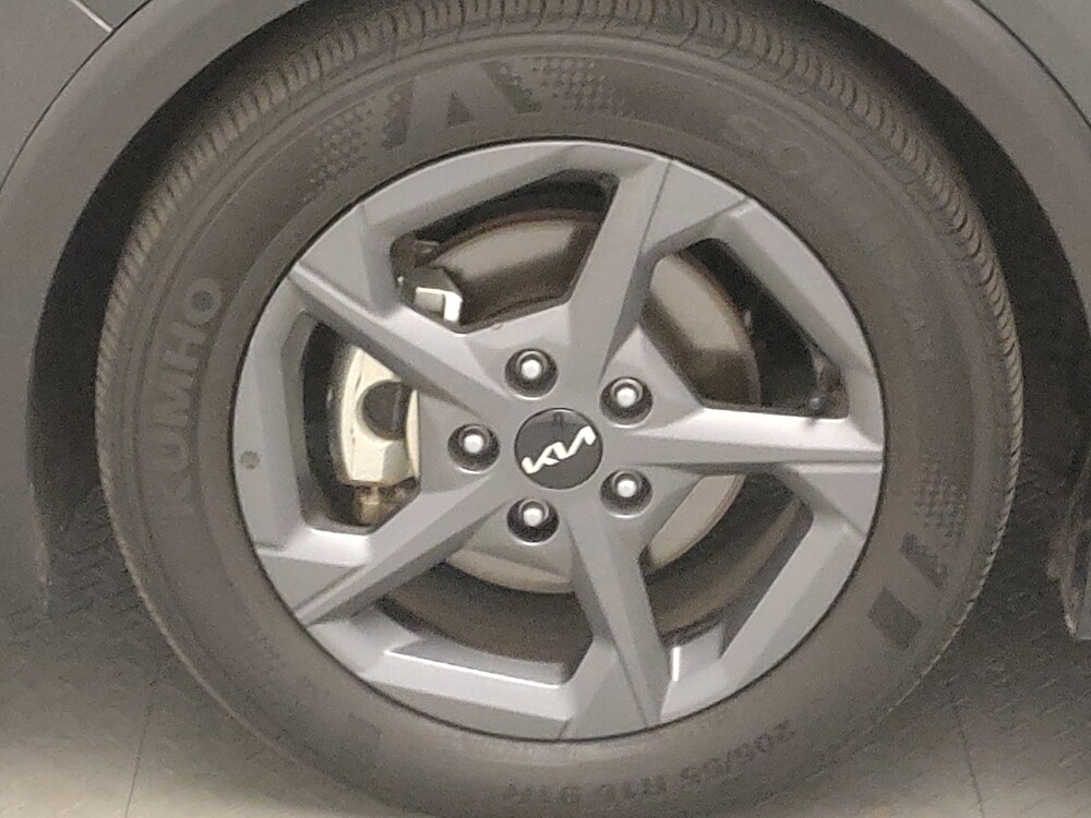 2025 Kia K4 in Fort Worth, TX 76116 - 18119357 31