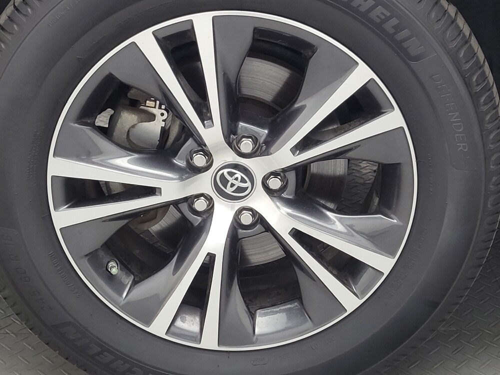 2019 Toyota Highlander in Oklahoma City, OK 73139 - 18119359 31