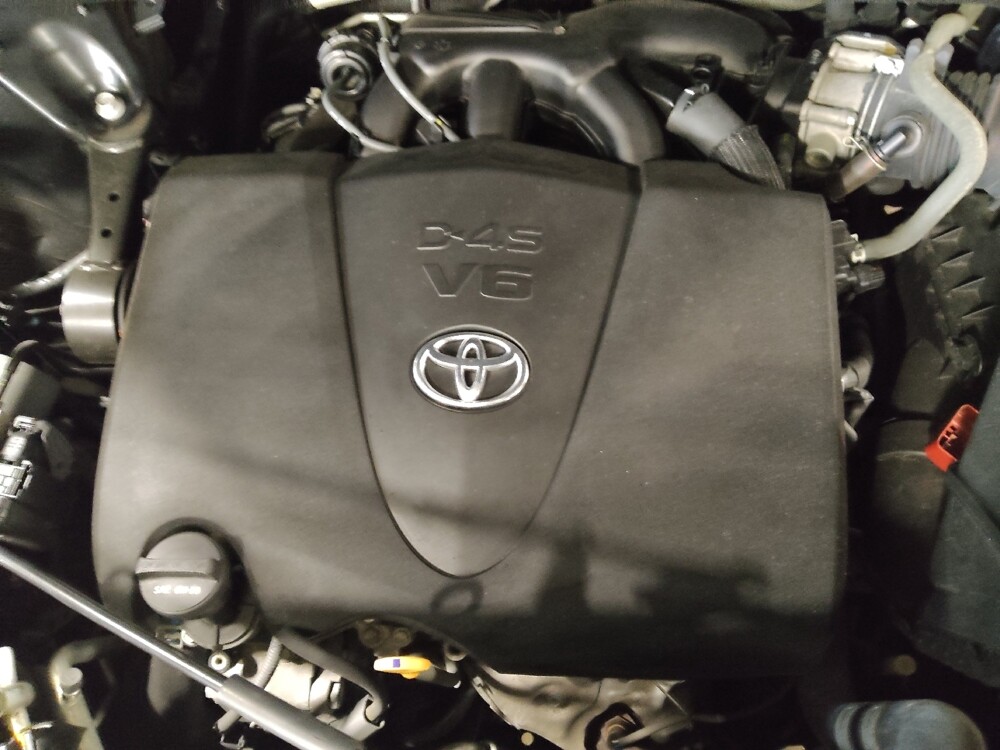 2019 Toyota Highlander in Oklahoma City, OK 73139 - 18119359 30