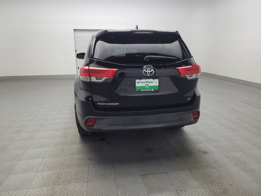 2019 Toyota Highlander in Oklahoma City, OK 73139 - 18119359 6