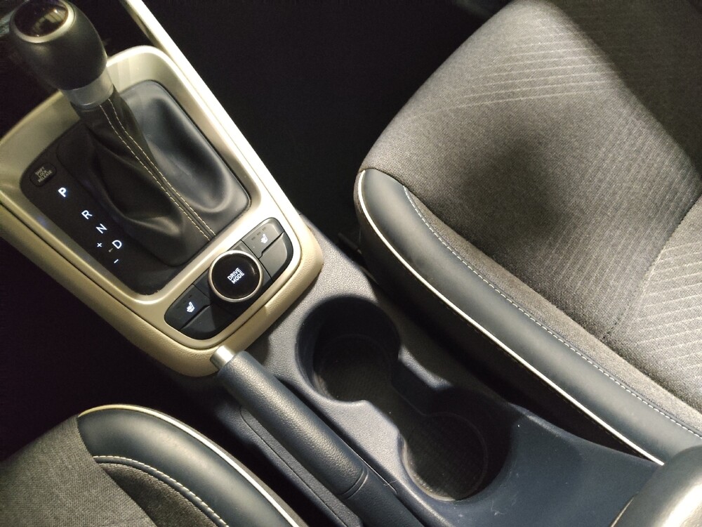 2025 Hyundai Venue in Tulsa, OK 74145 - 18119362 26