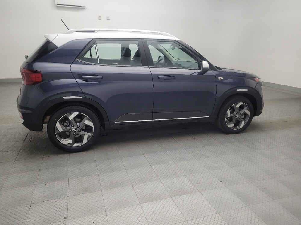 2025 Hyundai Venue in Tulsa, OK 74145 - 18119362 10