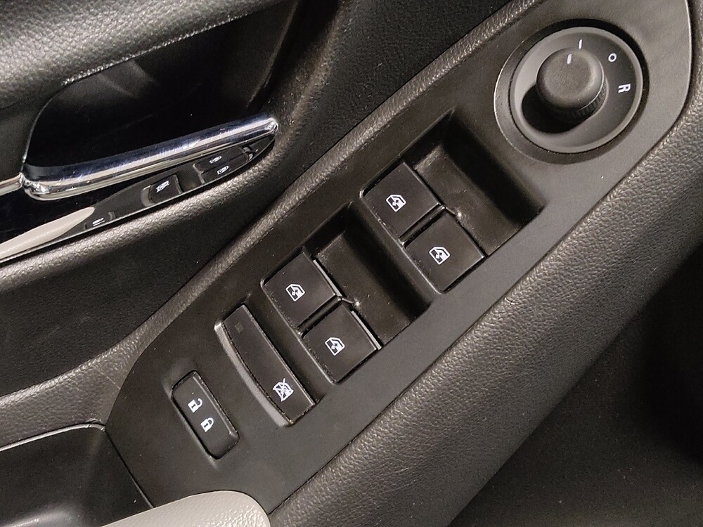 2021 Chevrolet Trax in Arlington, TX 76011 - 18119376 27