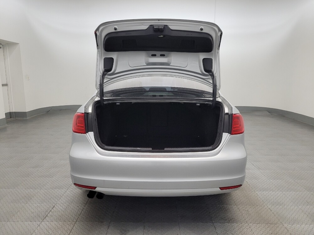 2014 Volkswagen Jetta in Glendale, AZ 85301 - 18119387 29