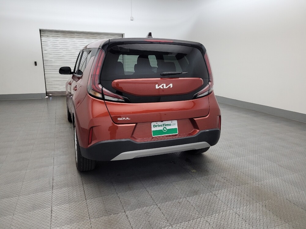 2023 Kia Soul in Phoenix, AZ 85022 - 18119391 6