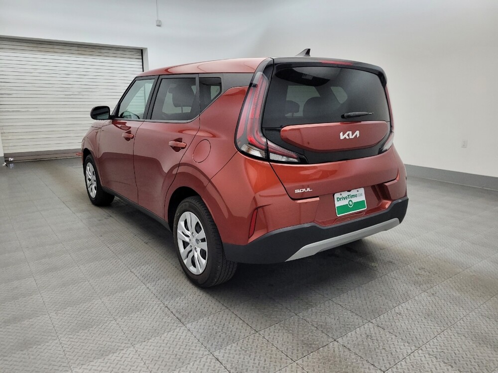 2023 Kia Soul in Phoenix, AZ 85022 - 18119391 5