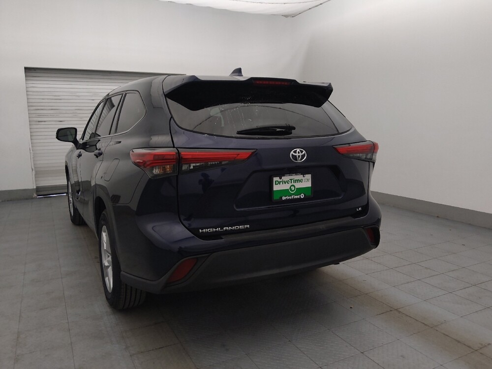 2022 Toyota Highlander in Tallahassee, FL 32304 - 18119395 6