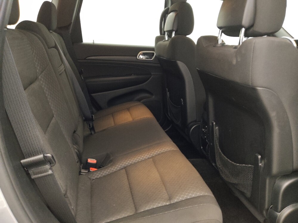 2018 Jeep Grand Cherokee in Fort Myers, FL 33907 - 18119396 19