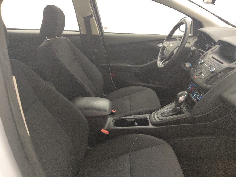 2017 Ford Focus in Tallahassee, FL 32304 - 18119398 21